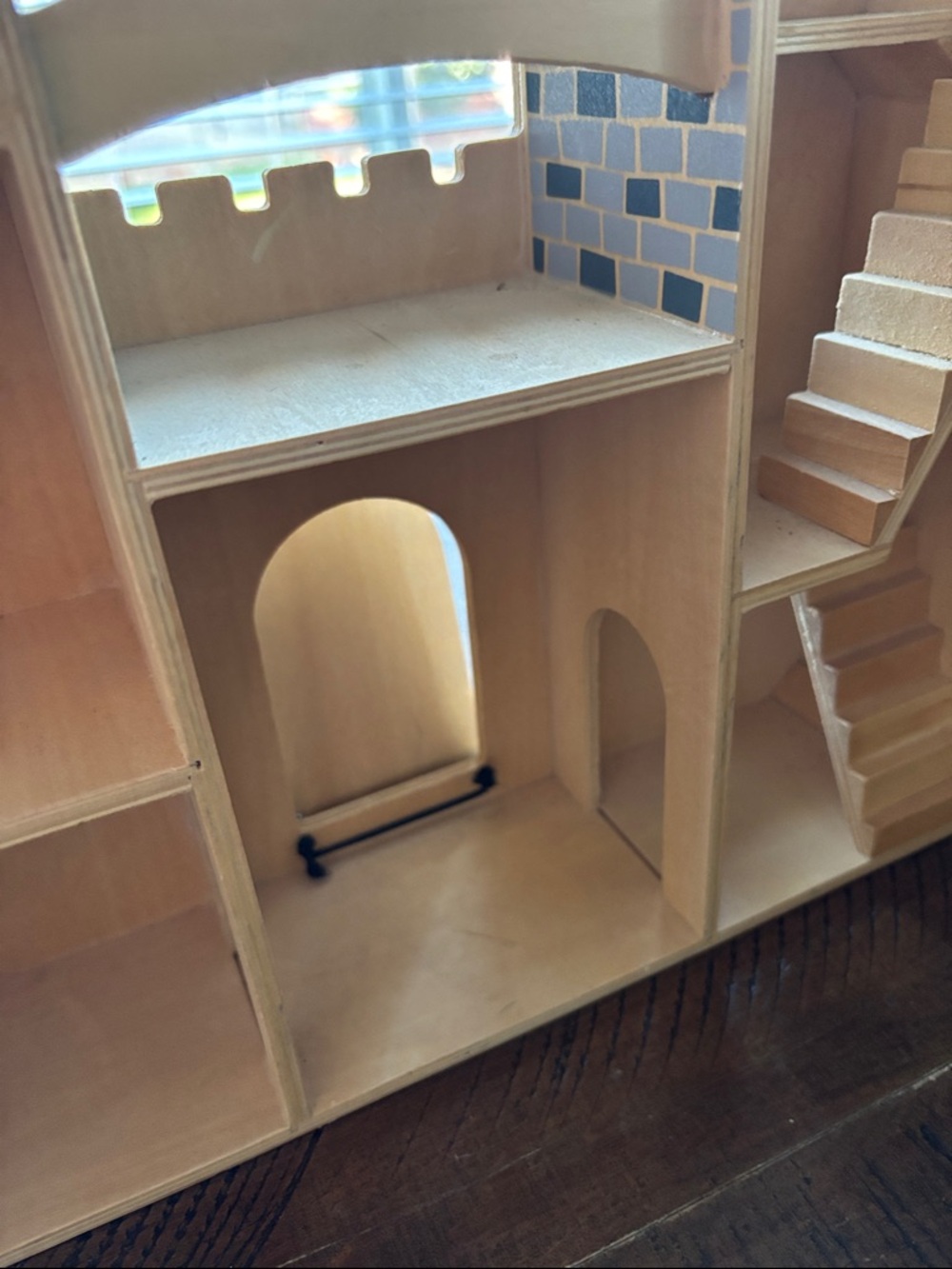 Melissa & Doug Fold and Go Wooden Castle *discontinued* - Picture 4 of 7